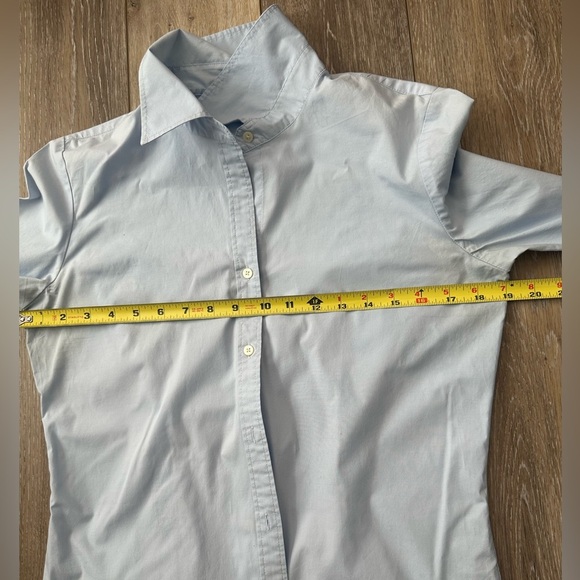 #7)  Calvin Klein  stretches Light blue button down shirt - Picture 4 of 7